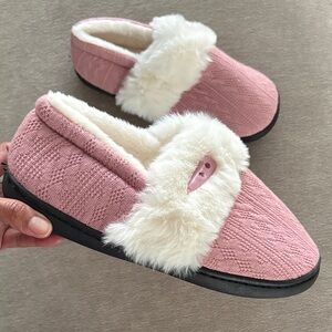 Cable Knit Slippers with Faux Fur